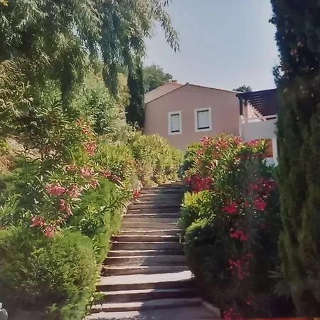 Sm180-305 Sainte Maxime Vue T2 Piscine Et Parking Апартаменти Сент-Максім