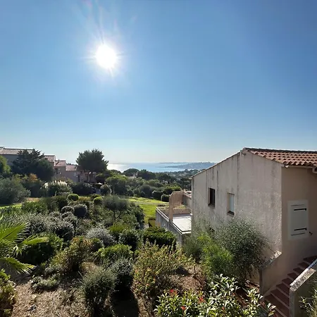 Sm180-305 Maxime Vue T2 Piscine Et Parking Lejlighed Sainte-Maxime