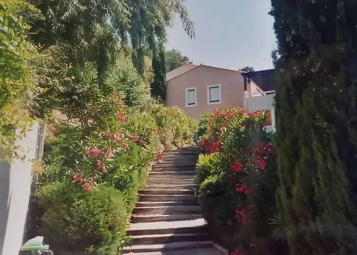 Sm180-305 Sainte Maxime Vue T2 Piscine Et Parking Daire Sainte-Maxime